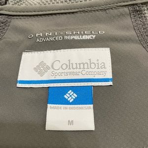 Columbia rain repellent lightweight jacket